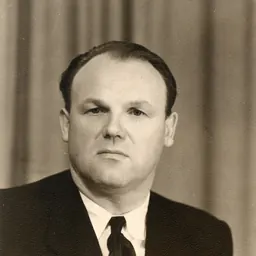 Portrait of Harry Johan Olai Klippenvåg