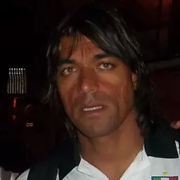 Portrait of Juan Carlos Henao