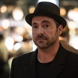 Portrait of Eric Schwartz
