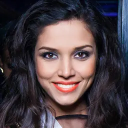 Portrait of Manasi Moghe