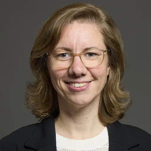 Portrait of Lauren Sullivan