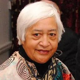 Portrait of Keri Kaa
