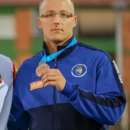Portrait of Dejan Mileusnic