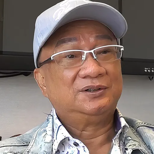 Portrait of Tsui Siu-Ming