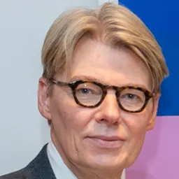 Portrait of Andrew Bolton