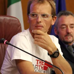 Portrait of Simone Moro