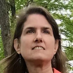Portrait of Lauren Bernofsky
