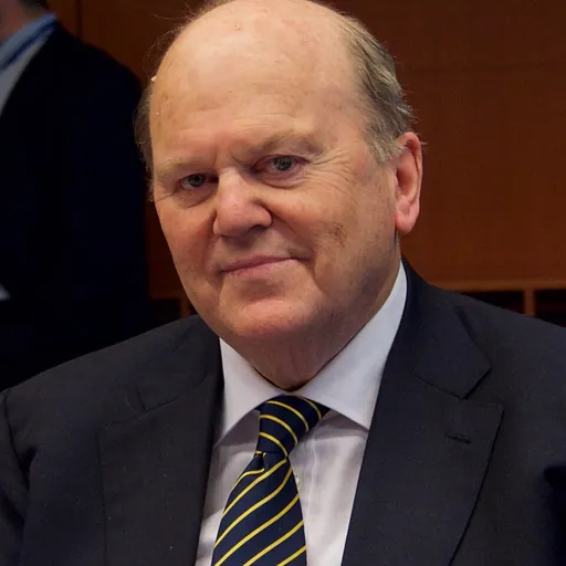 Portrait of Michael Noonan