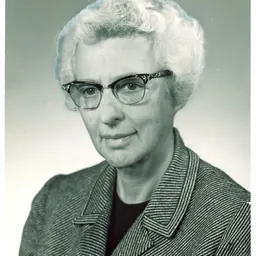 Portrait of Louise Noun