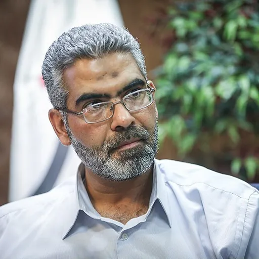 Portrait of Hossein Samsami