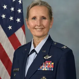 Portrait of Traci L. Kueker-Murphy