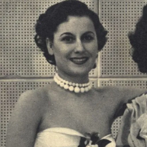 Portrait of Jacqueline Donny