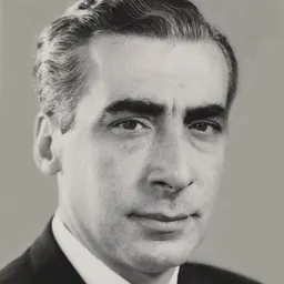 Portrait of Fernando Schwalb López Aldana