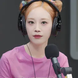 Portrait of Heo Young-ji