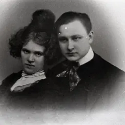 Portrait of Netty Pinna