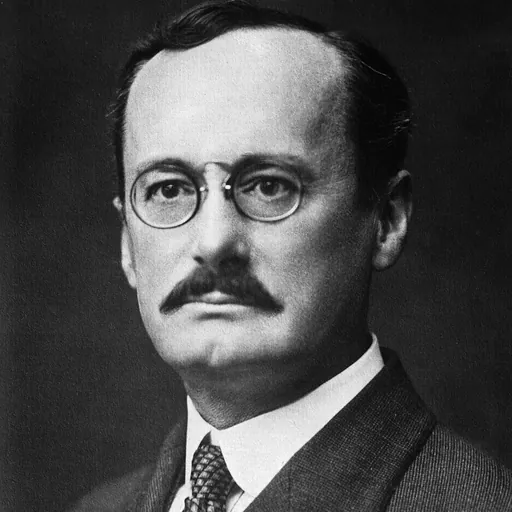 Portrait of Thomas Horder, 1st Baron Horder