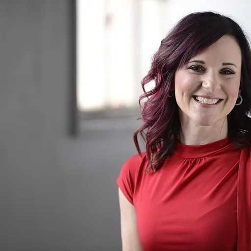 Portrait of Lisa Bodnar
