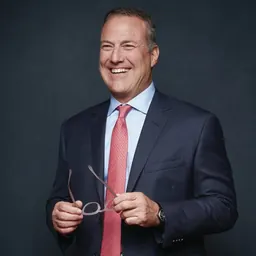 Portrait of Bob Faith