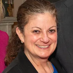 Portrait of Jennifer R. Terrasa