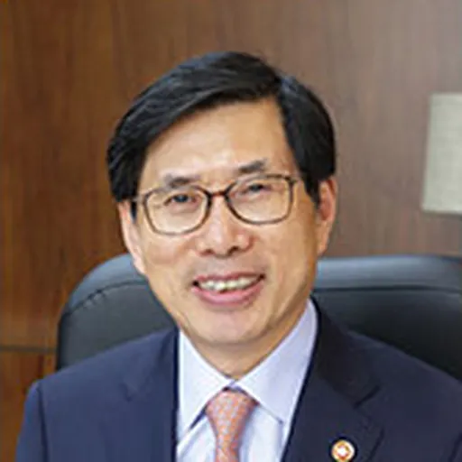 Portrait of Park Sang-ki