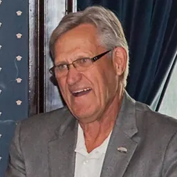 Portrait of Robert Peterson