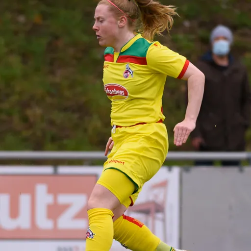 Portrait of Amber Barrett