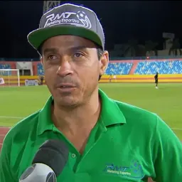 Portrait of Alex Dias