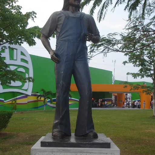 Portrait of Chico Che