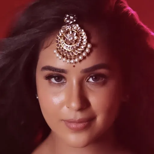 Portrait of Kanmani Manoharan