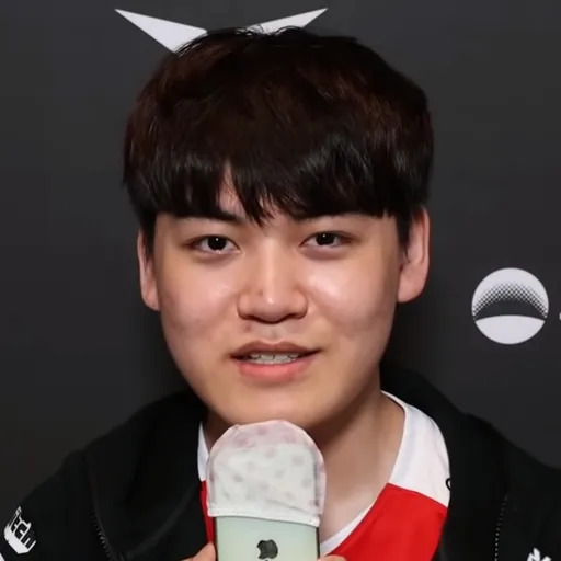 Portrait of Lee Min-hyung