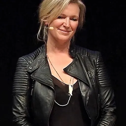 Portrait of Rachel Allen