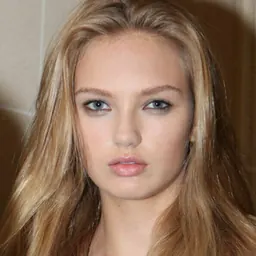 Portrait of Romee Strijd