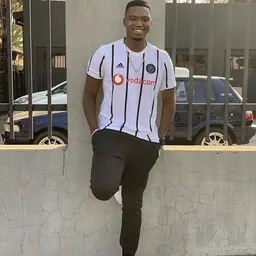 Portrait of Lungi Ngidi