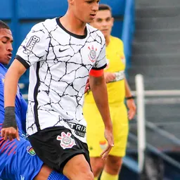 Portrait of Matheus Araujo