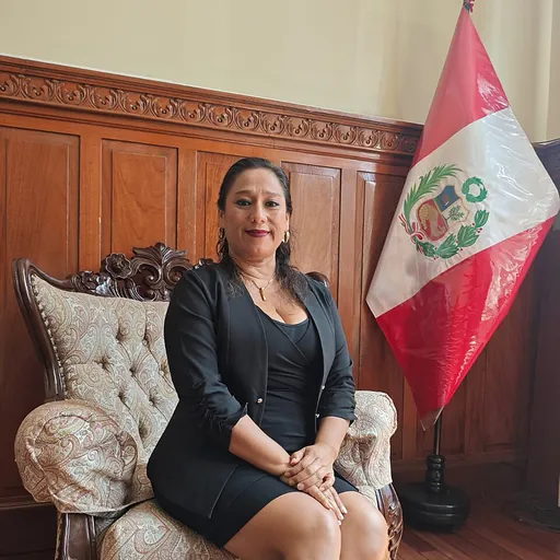 Portrait of Alicia Alva