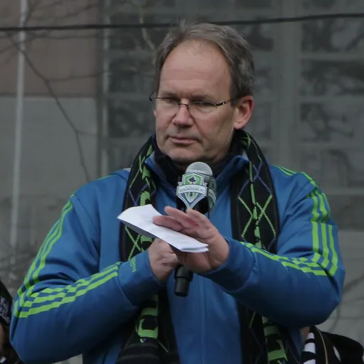 Portrait of Brian Schmetzer