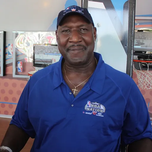 Portrait of Darryl Dawkins