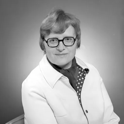 Portrait of Carin Clauss