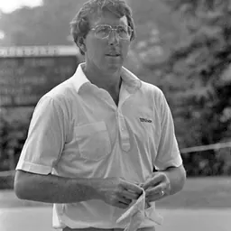 Portrait of Hale Irwin