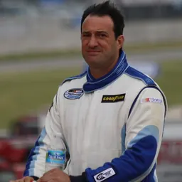 Portrait of Kenny Habul