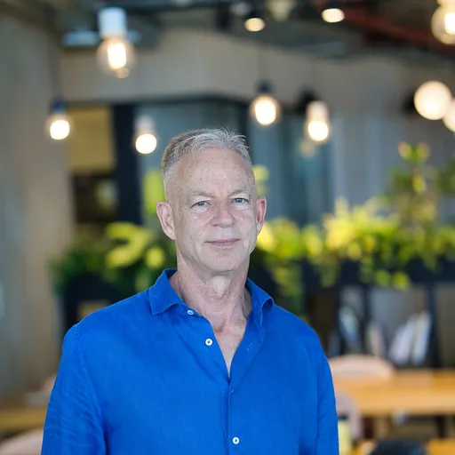 Portrait of Dan Sadot