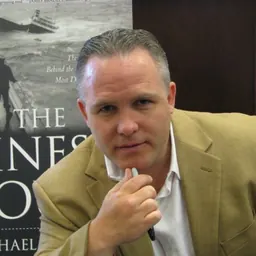 Portrait of Casey Sherman