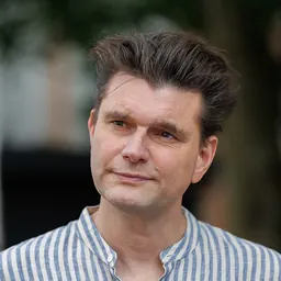 Portrait of Lutz van der Horst