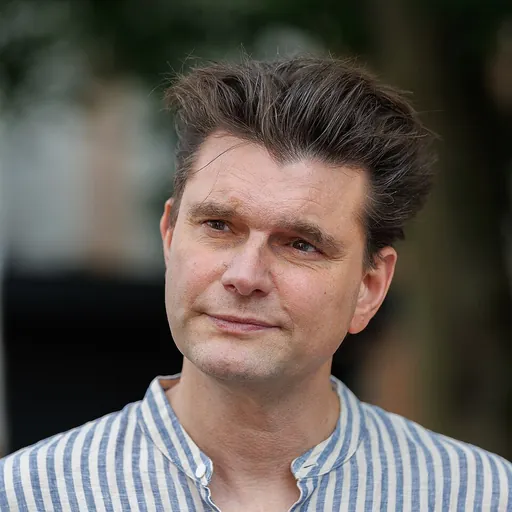 Portrait of Lutz van der Horst