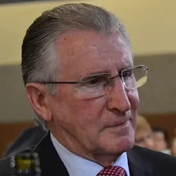 Portrait of Laurie Brereton