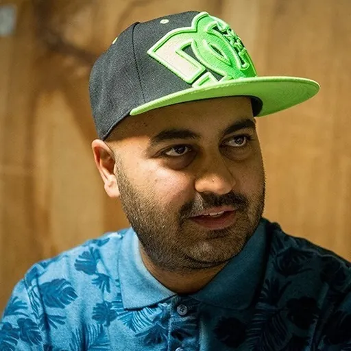 Portrait of Behnam Safavi