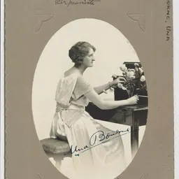 Portrait of Una Mabel Bourne