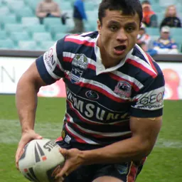 Portrait of Sam Perrett