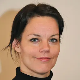 Portrait of Veronica Palm