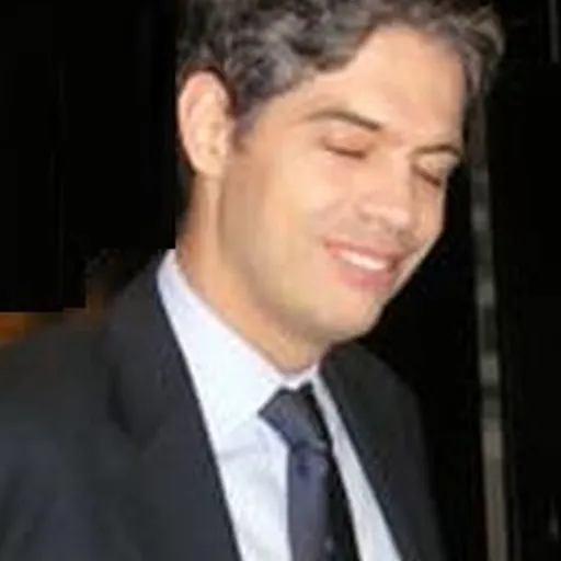Portrait of Ricardo Amorim